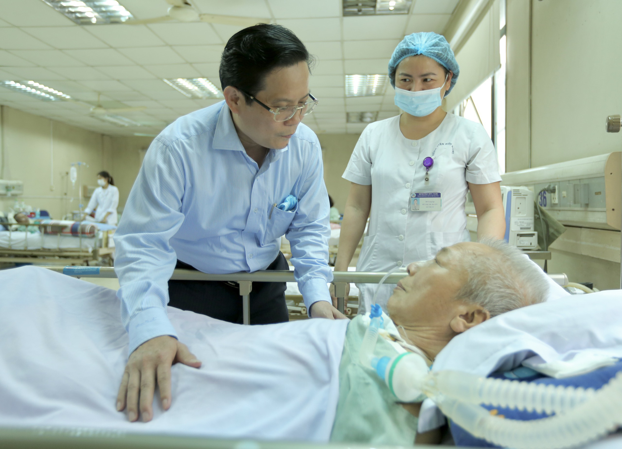 Những ng&agrave;y cuối đời của nhạc sĩ Ph&uacute; Quang - Ảnh 2.