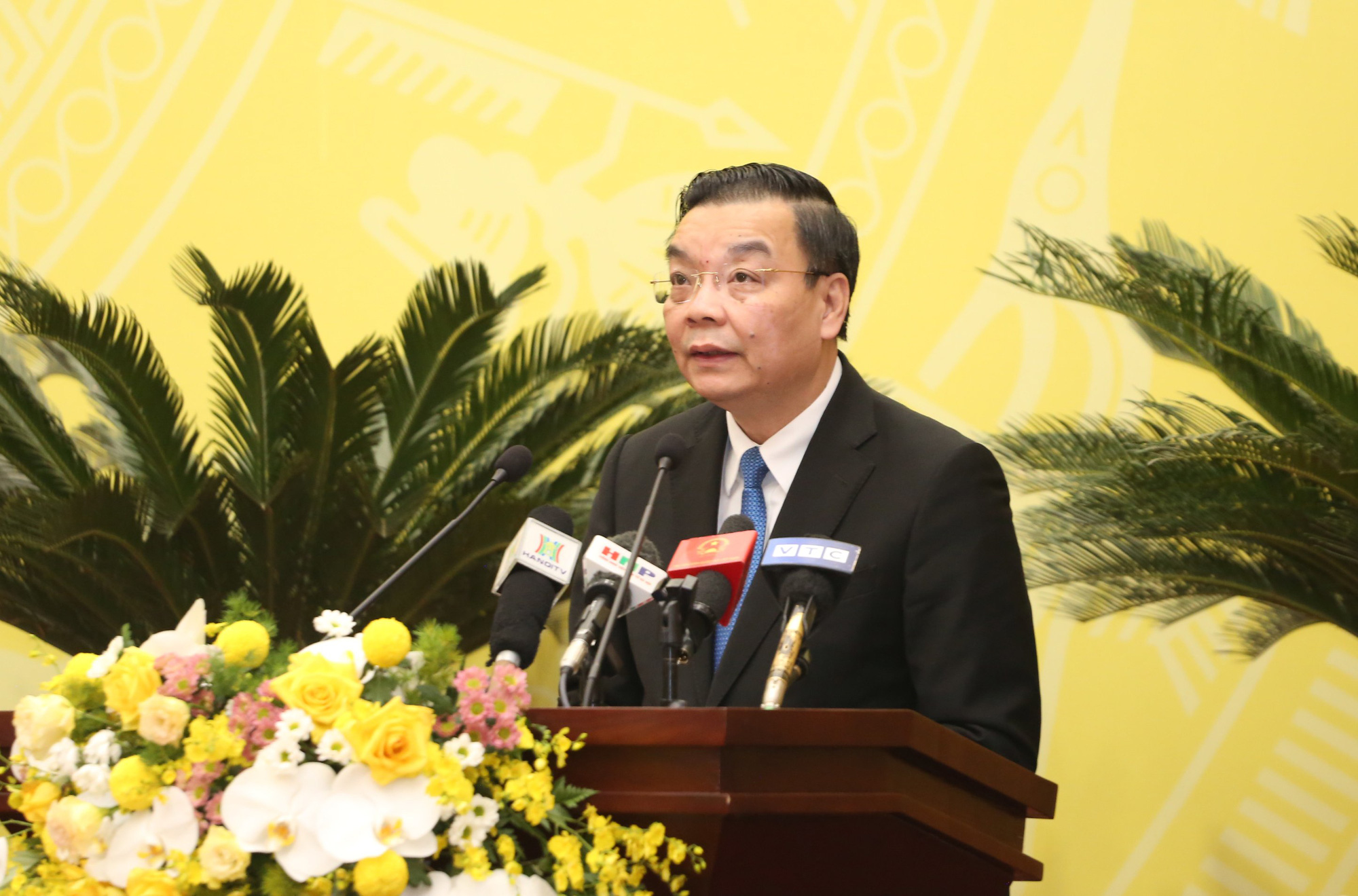Chủ tịch H&agrave; Nội: Thật buồn trước sự chậm trễ, l&atilde;ng ph&iacute; từ những dự &aacute;n chậm tiến độ - Ảnh 1.