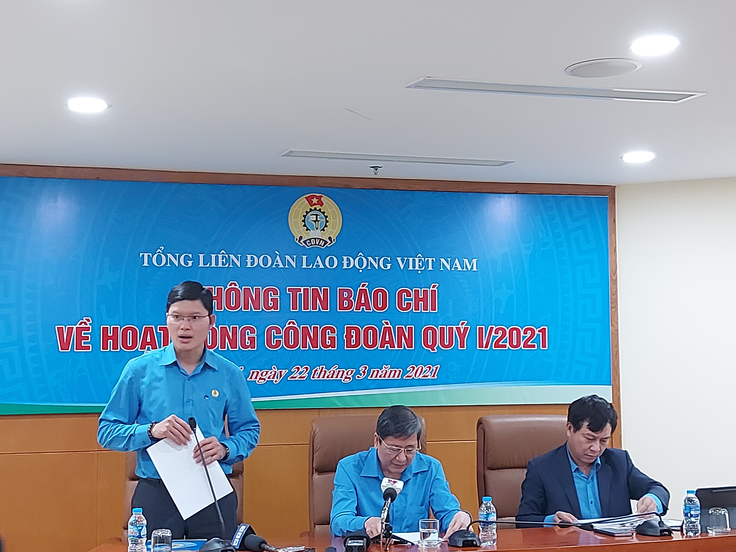 Chuyển hồ sơ vụ việc ĐH Tôn Đức Thắng sang cơ quan có thẩm quyền để điều tra - Ảnh 3.