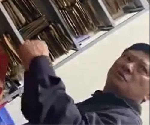 Tạm đình chỉ giáo viên dạy lái xe bị "tố" đánh người sau mâu thuẫn giao thông