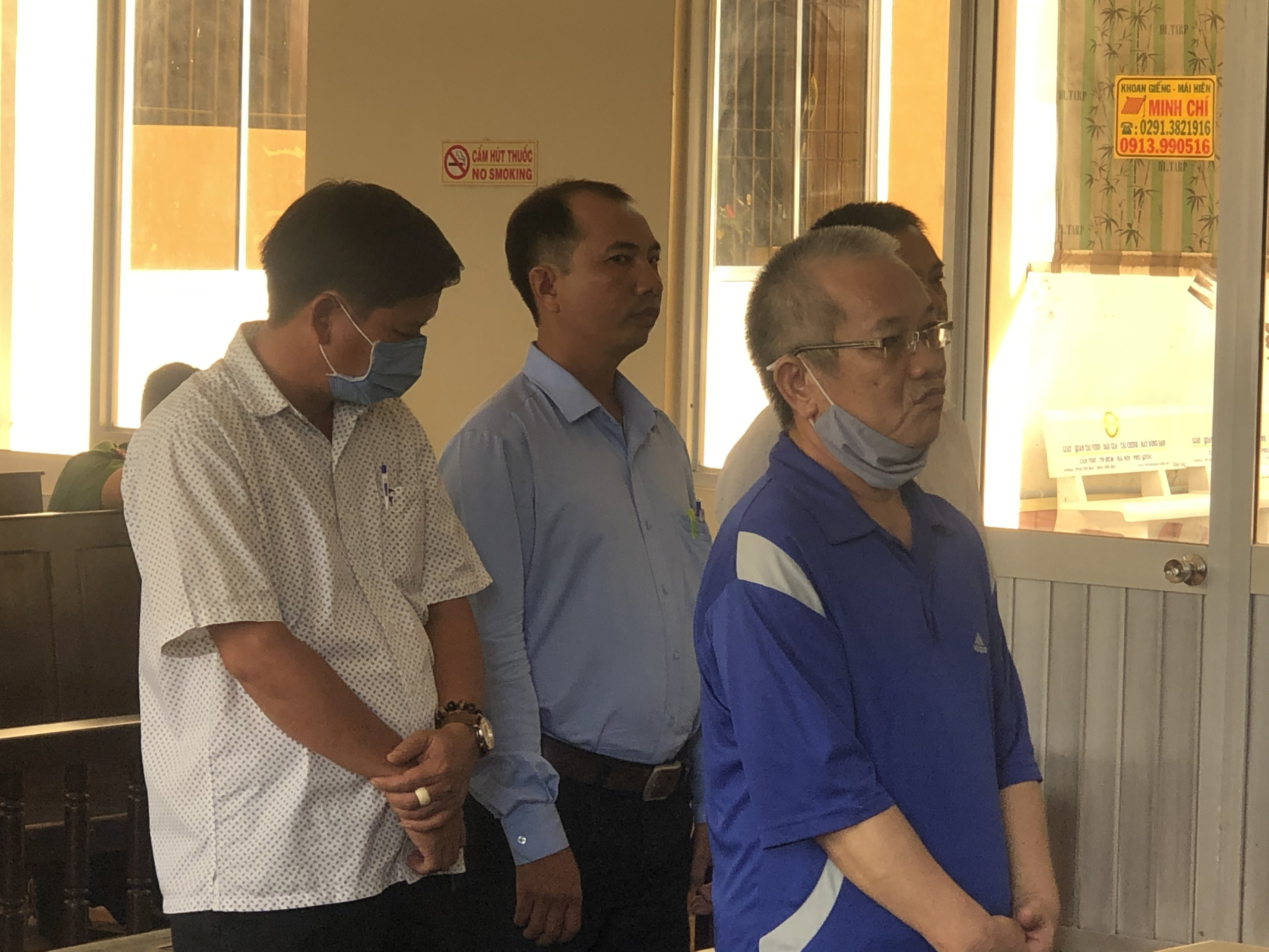 Cựu gi&aacute;m đốc từng được khen ngợi hết lời bị đề nghị  8-9 năm t&ugrave; - Ảnh 1.