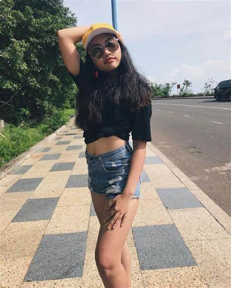 Phương Mỹ Chi đ&aacute;p trả b&igrave;nh luận ch&ecirc; bai c&aacute;ch ăn mặc - Ảnh 2.