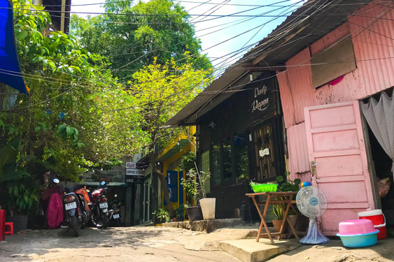 Vinafood 2 "xẻ thịt" đất công sản tại TP HCM thế nào?