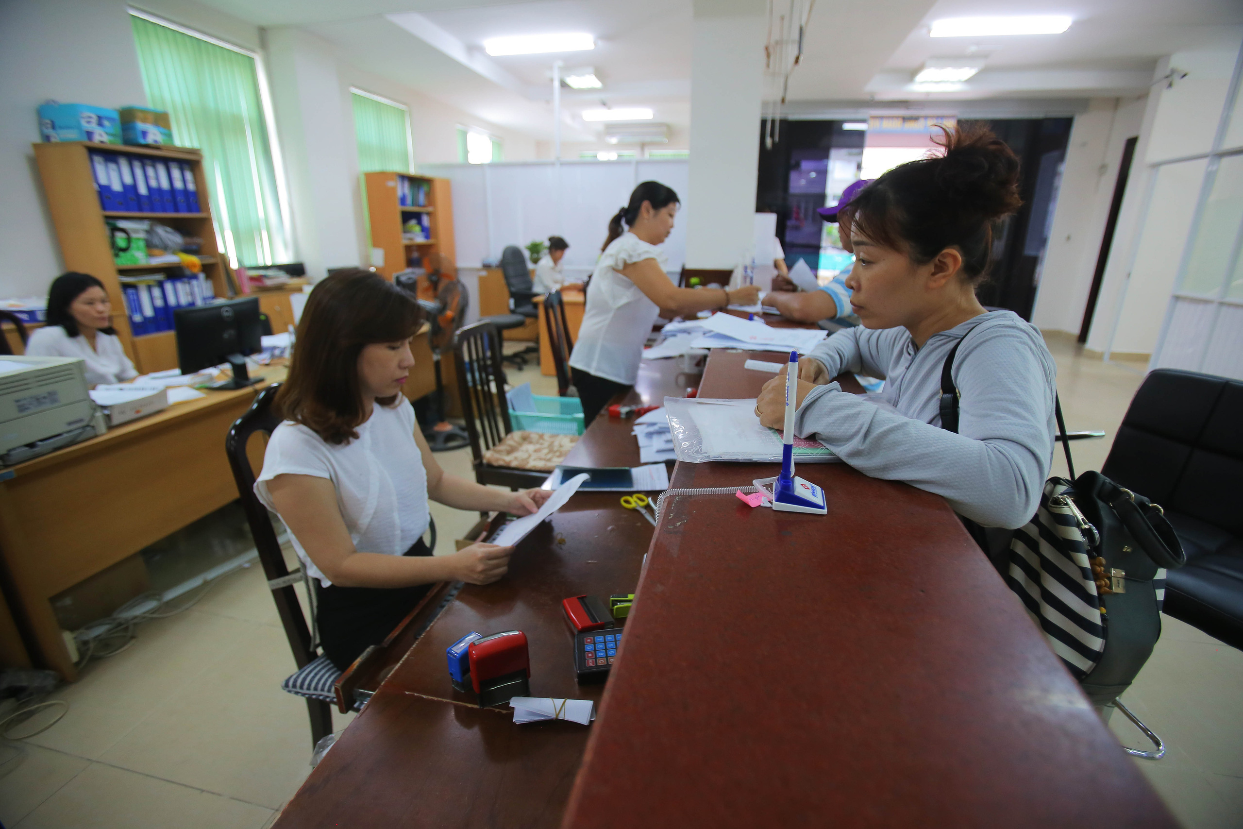 Điều kiện, thời hạn công chức được bổ nhiệm giữ chức vụ lãnh đạo