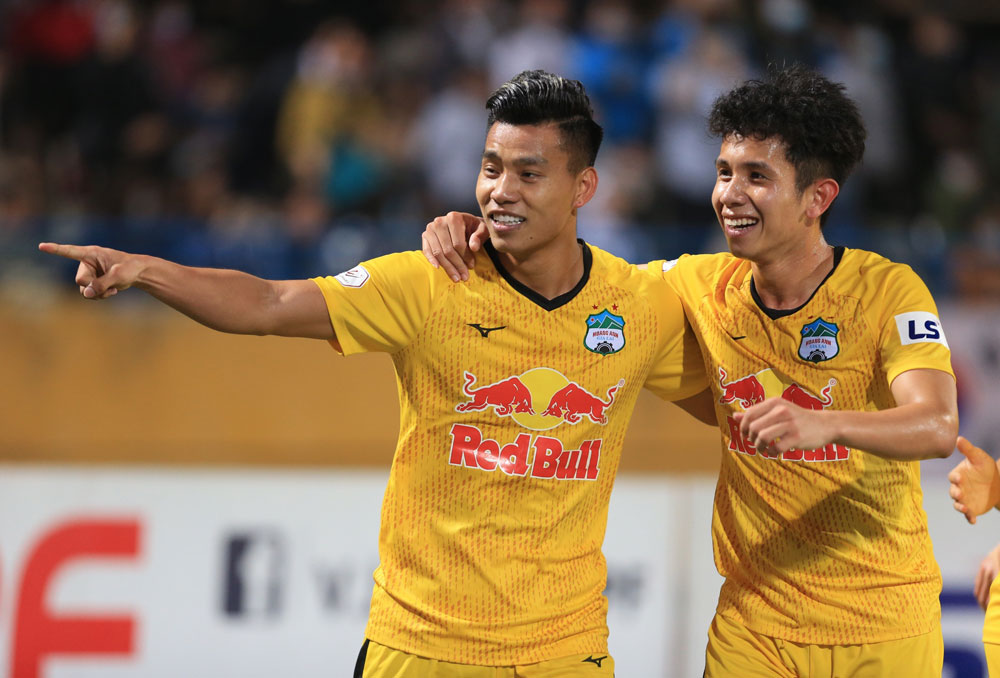 B&aacute;o Th&aacute;i Lan ca ngợi HLV Kiatisak sau khi HAGL đ&egrave; bẹp ĐKVĐ Viettel - Ảnh 4.