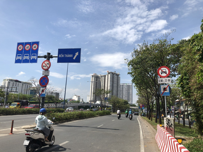 Biển báo cấm đường Võ Văn Kiệt:  Nhiều tranh cãi là chứng tỏ chưa hợp lý?