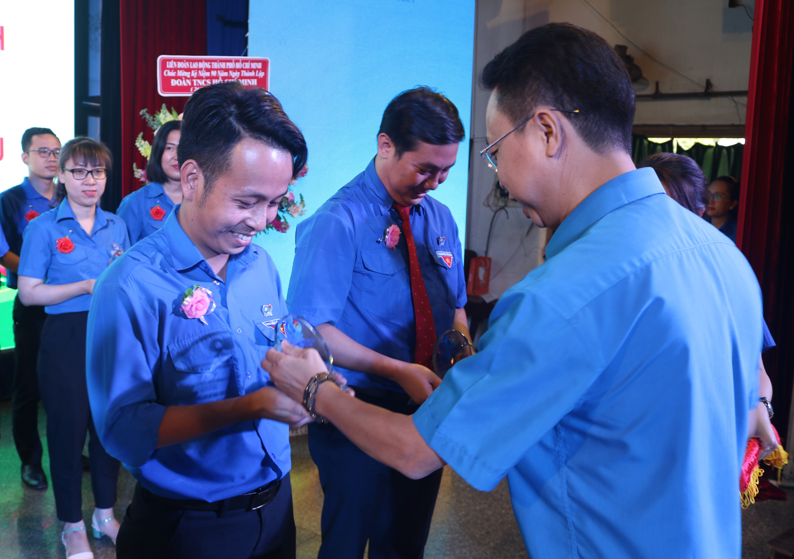 “Thanh niên phải có nhu cầu tự khẳng định mình”