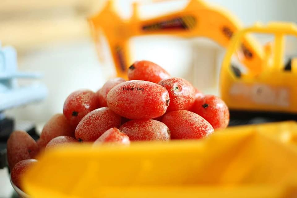 Cuối th&aacute;ng 3, nh&oacute;t ch&iacute;n như những đ&aacute;m lửa - Ảnh 2.