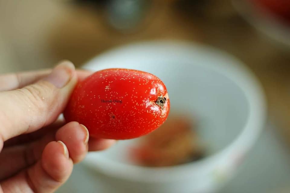 Cuối th&aacute;ng 3, nh&oacute;t ch&iacute;n như những đ&aacute;m lửa - Ảnh 3.