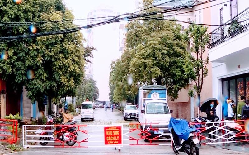 Điều tra, xử l&yacute; nghi&ecirc;m 2 c&ocirc; g&aacute;i mắc Covid-19 nhập cảnh tr&aacute;i ph&eacute;p về Hải Ph&ograve;ng - Ảnh 2.