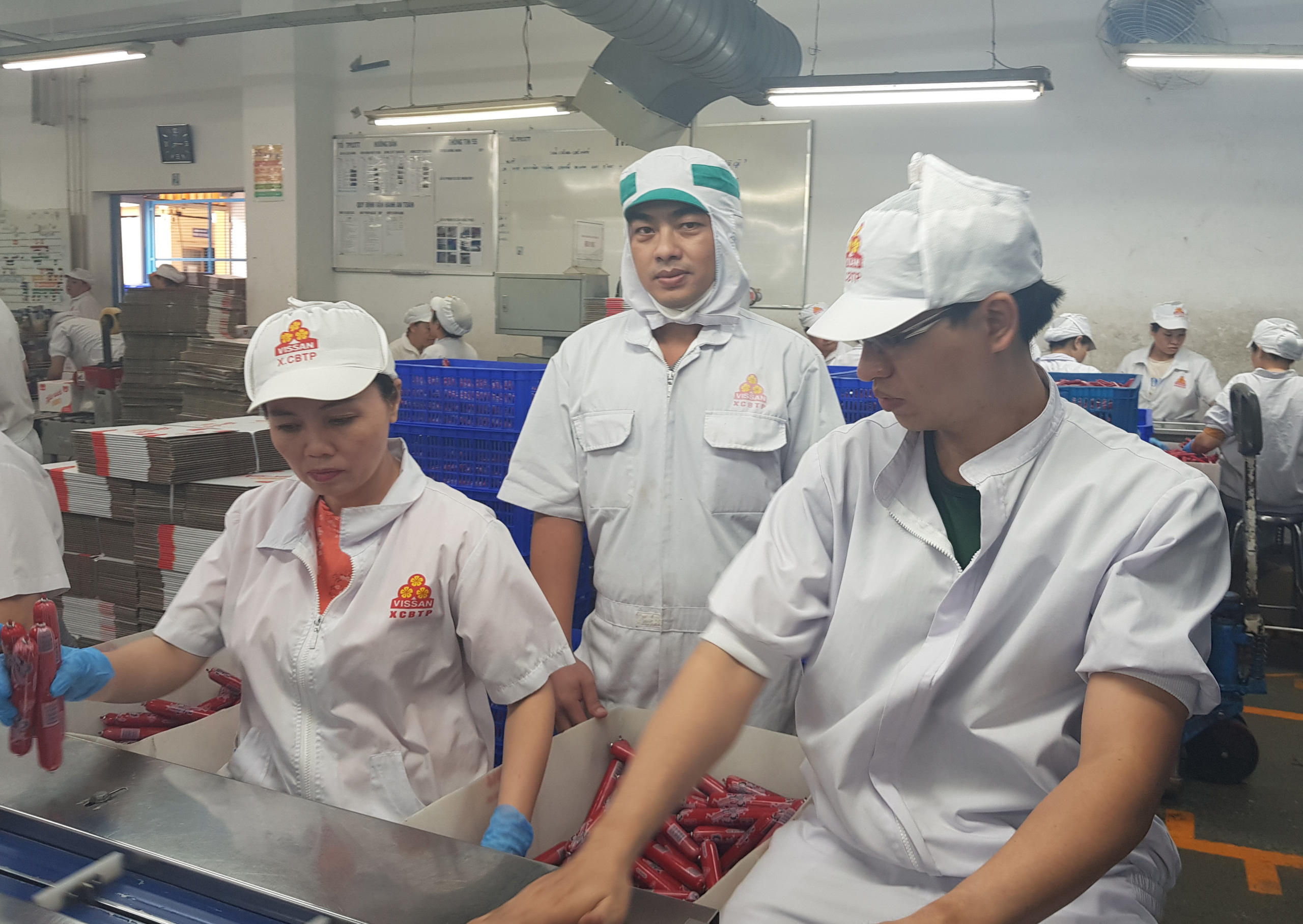 VƯỢT KHÓ, SÁNG TẠO (*): Đồng hành với doanh nghiệp