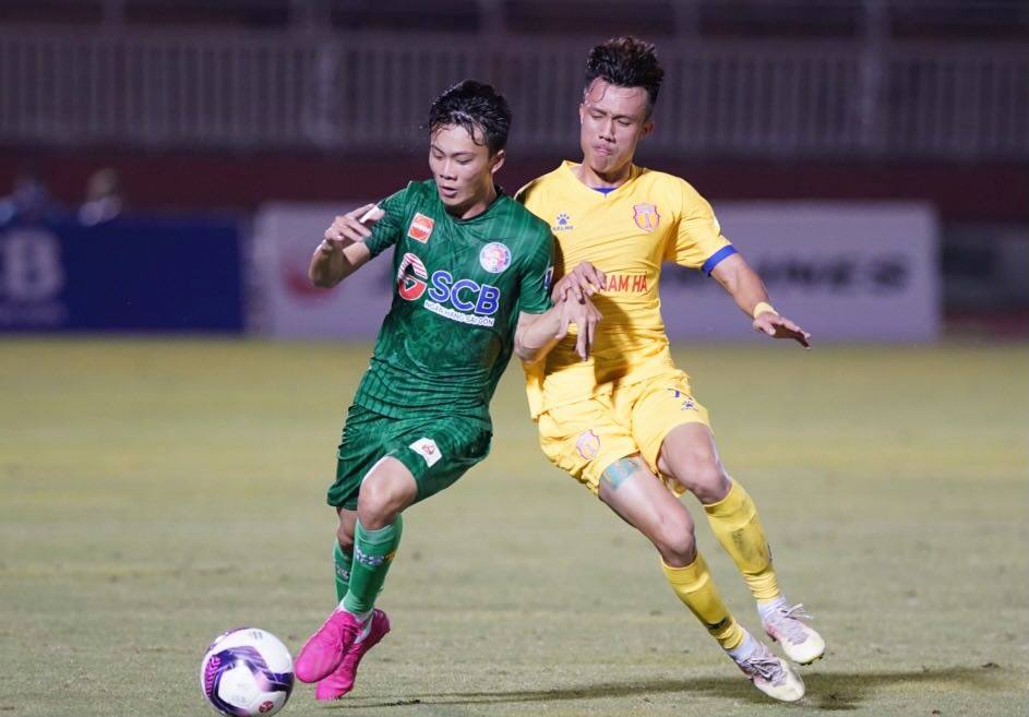 Sài Gòn FC thảm bại trước Nam Định ngay trên sân nhà