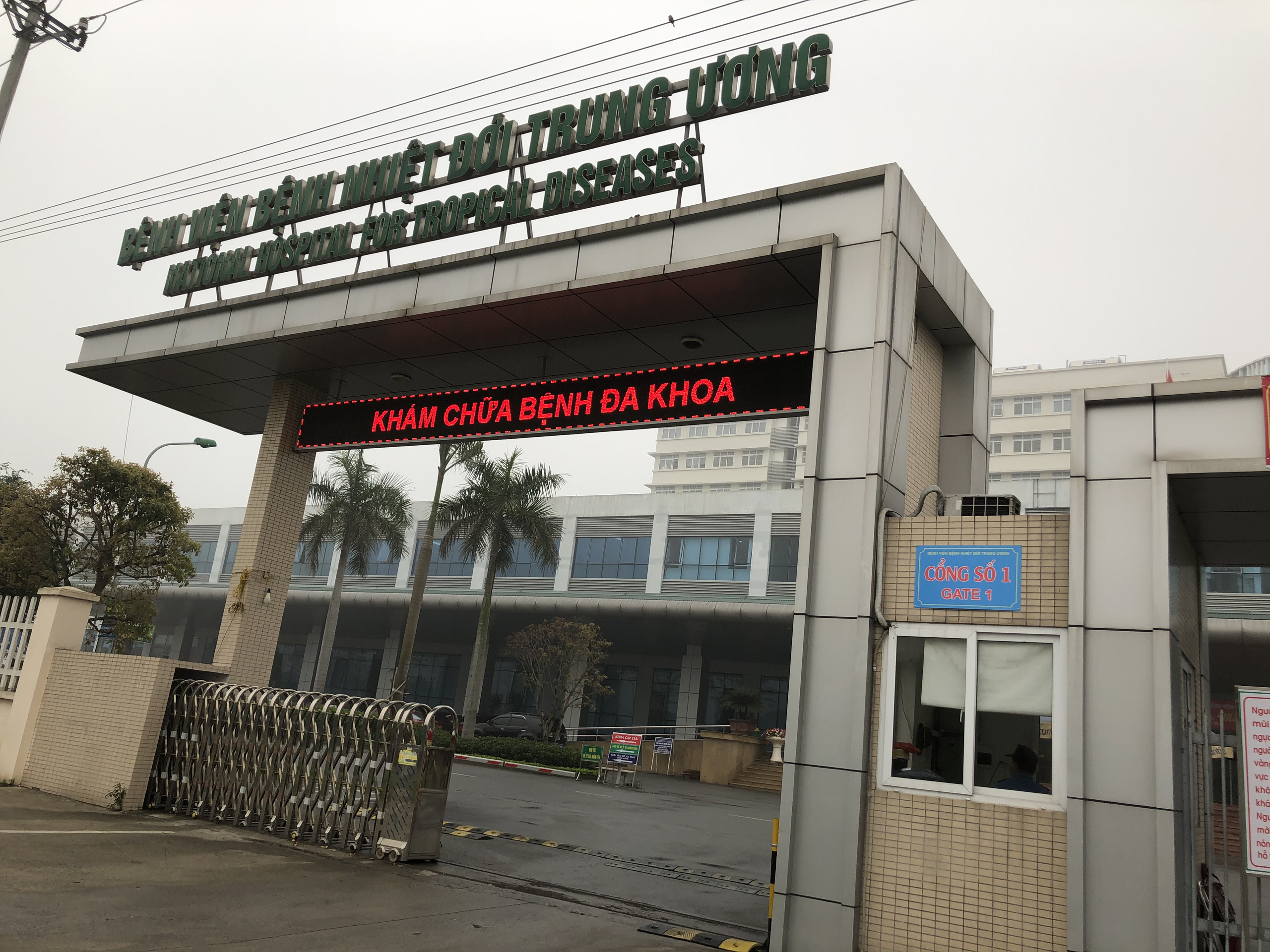 Diễn biến mới về sức khoẻ 2 c&ocirc; g&aacute;i mắc Covid-19 ở Hải Ph&ograve;ng phải chuyển tuyến điều trị - Ảnh 1.