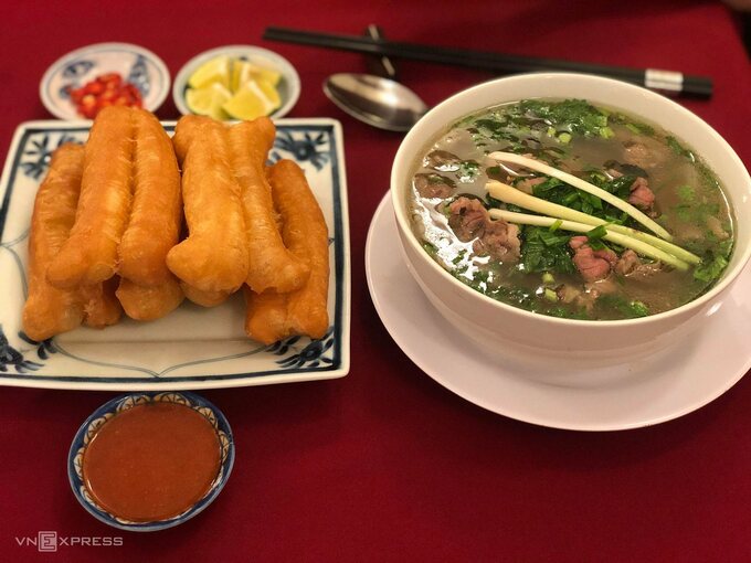 Kh&aacute;c biệt phở H&agrave; Nội xưa v&agrave; nay - Ảnh 1.