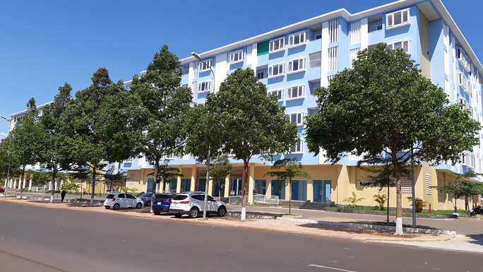 Giành chỗ ở của người nghèo