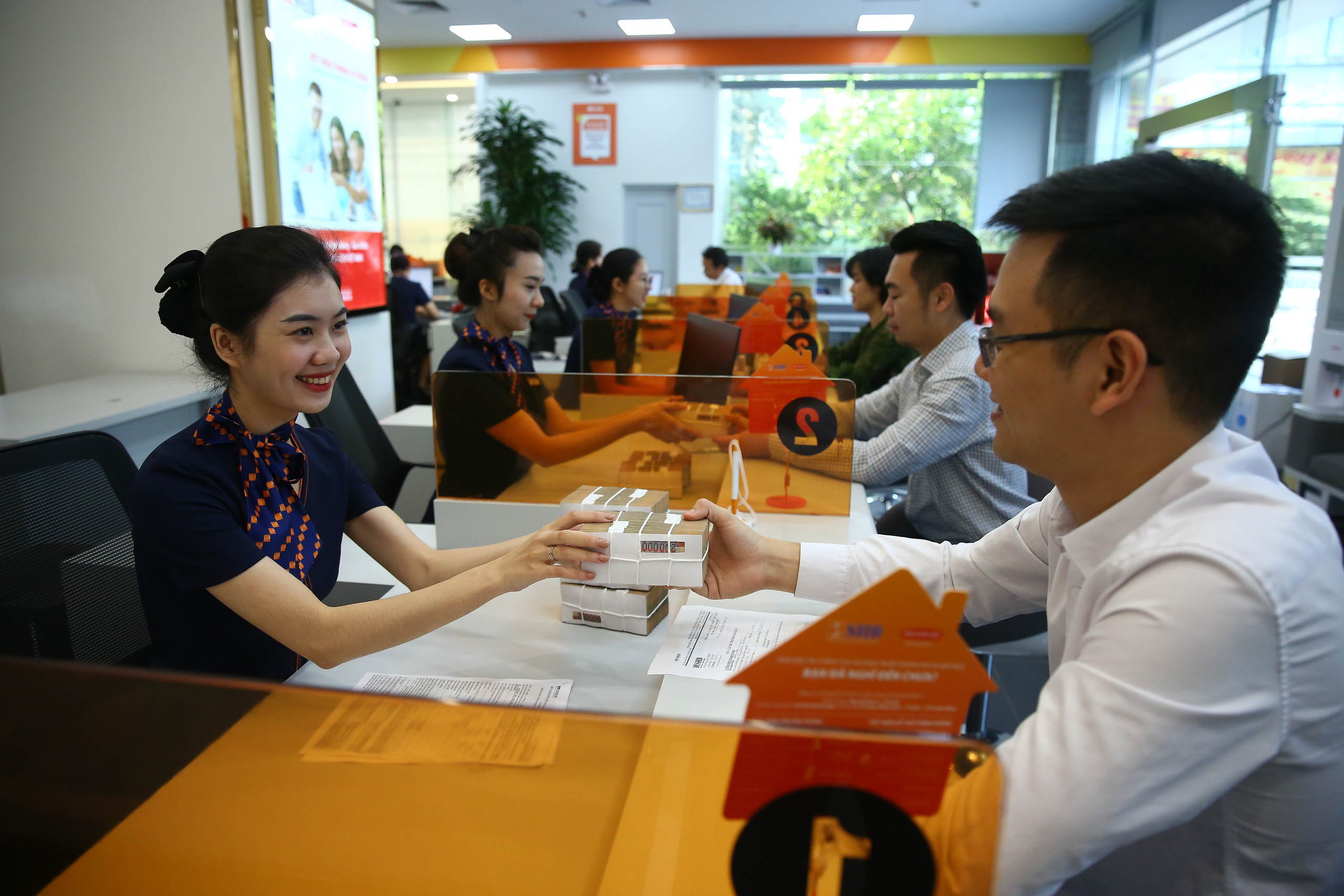 SHB tung sản phẩm tiết kiệm tự động với l&atilde;i suất hấp dẫn - Ảnh 1.