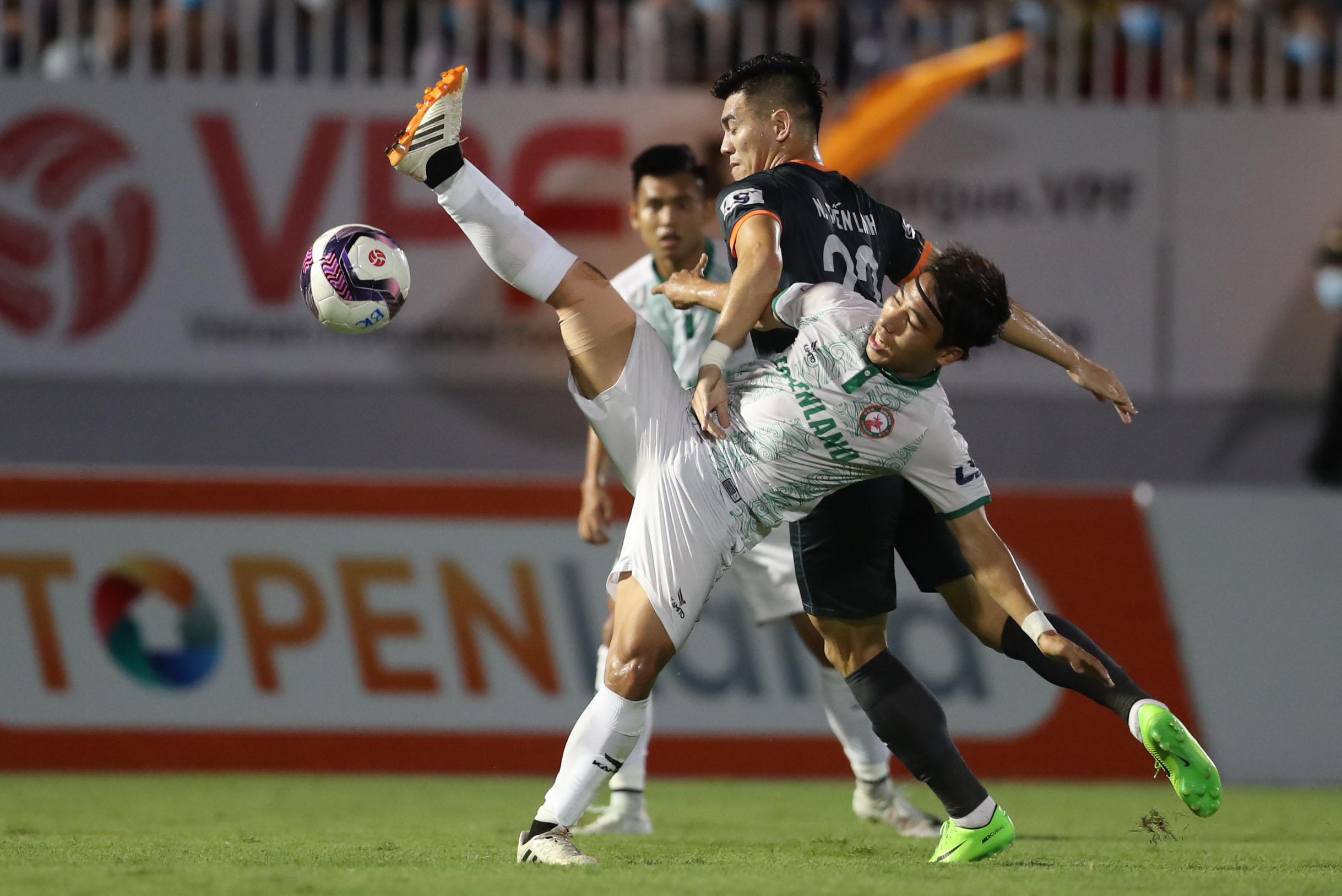 Sài Gòn FC chia tay HLV Shimoda
