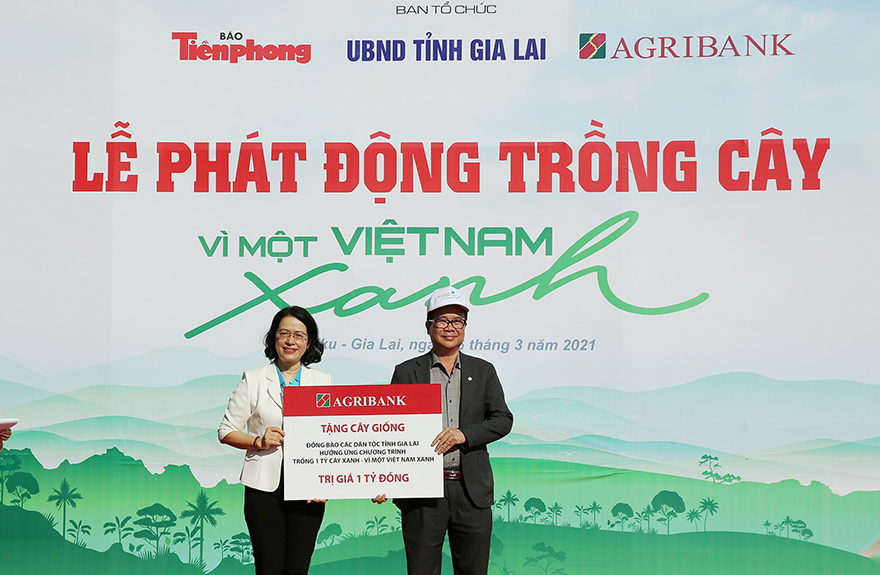 Agribank đồng hành Giải Vô địch quốc gia Marathon và cự ly dài báo Tiền Phong năm 2021 - Ảnh 3.