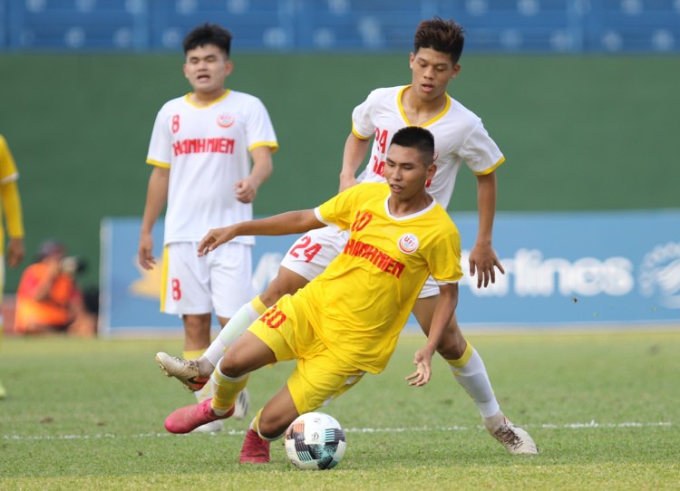 V&igrave; sao U19 HAGL thua đậm trong ng&agrave;y ra qu&acirc;n VCK U19 quốc gia 2021? - Ảnh 1.
