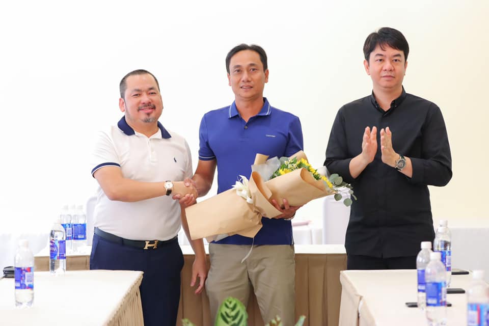 Cựu trung vệ th&eacute;p tuyển Việt Nam l&agrave;m trợ l&yacute; HLV CLB S&agrave;i G&ograve;n - Ảnh 3.