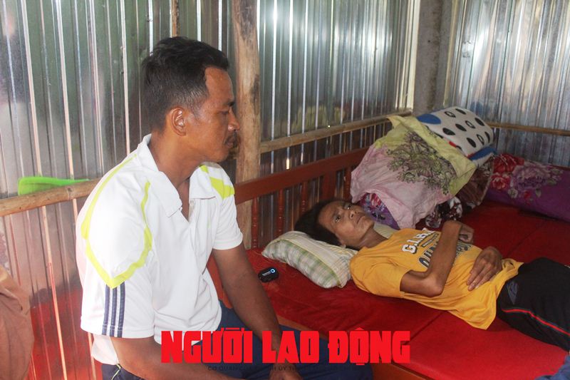 CLIP: X&oacute;t xa ho&agrave;n cảnh nữ sinh lớp 8 học giỏi trước nguy cơ bỏ học - Ảnh 5.
