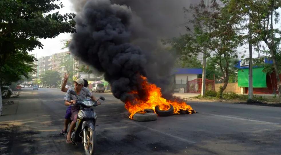 Mỹ đánh mạnh vào túi tiền của Myanmar