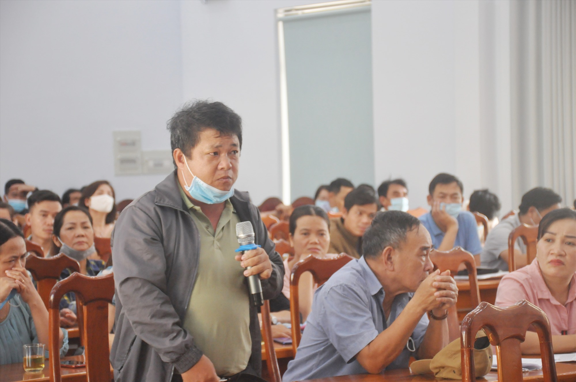 Quảng Nam siết hoạt động bất động sản, "cò" đất