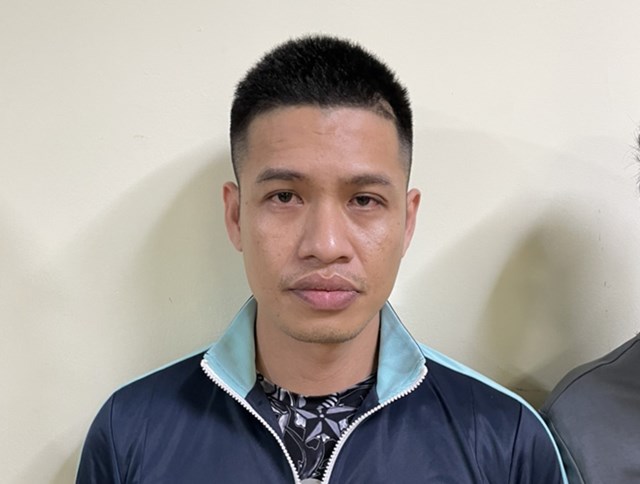 Ph&aacute; đường d&acirc;y c&aacute; cược b&oacute;ng đ&aacute; hơn 400 tỉ đồng do kẻ c&oacute; tiền &aacute;n giết người cầm đầu - Ảnh 2.