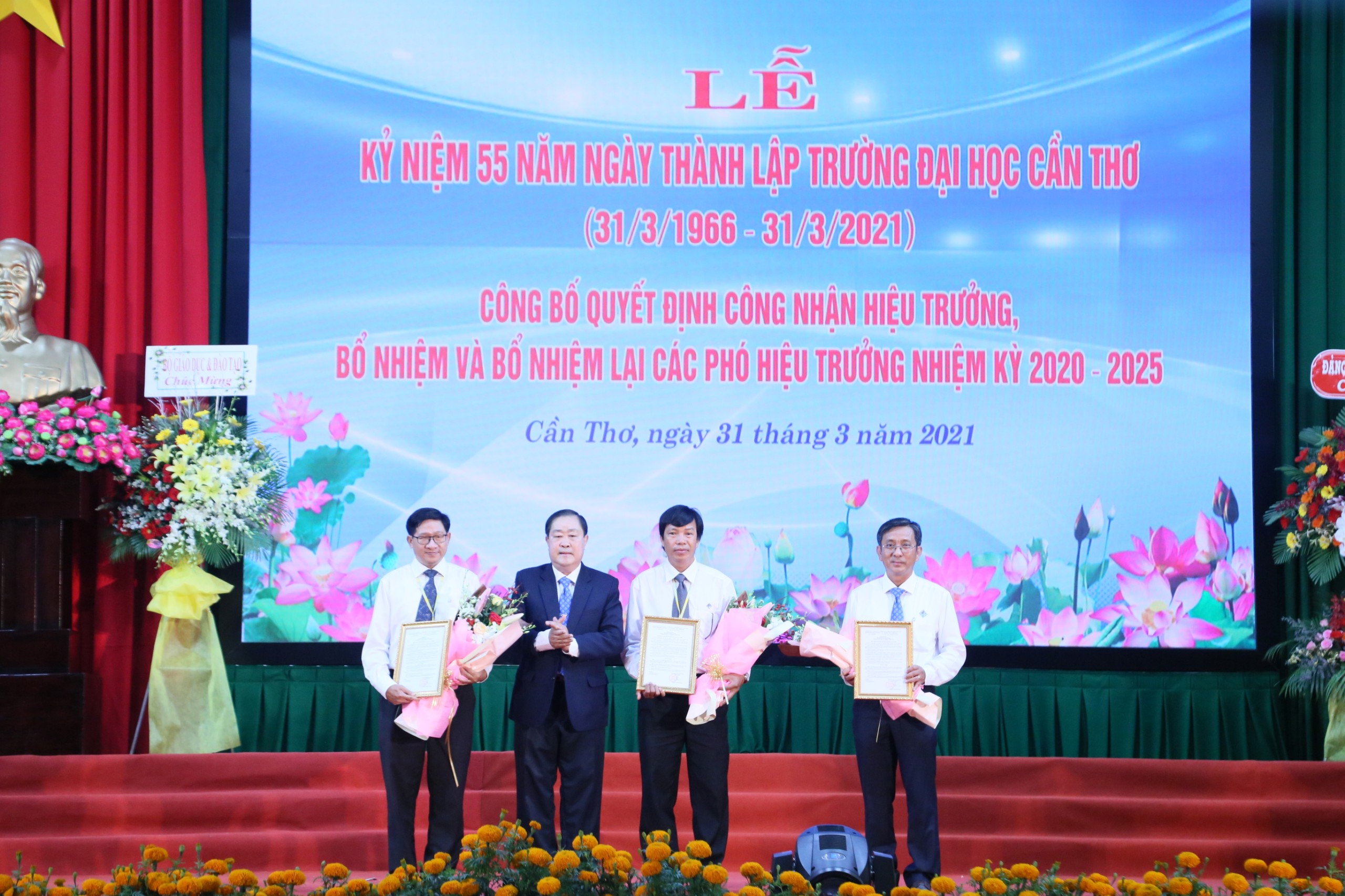 GS-TS H&agrave; Thanh To&agrave;n được t&aacute;i bổ nhiệm hiệu trưởng ĐH Cần Thơ - Ảnh 2.