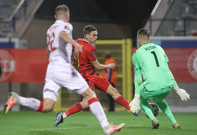 Bỉ v&agrave; H&agrave; Lan dội mưa 15 b&agrave;n thắng tại v&ograve;ng loại World Cup - Ảnh 4.