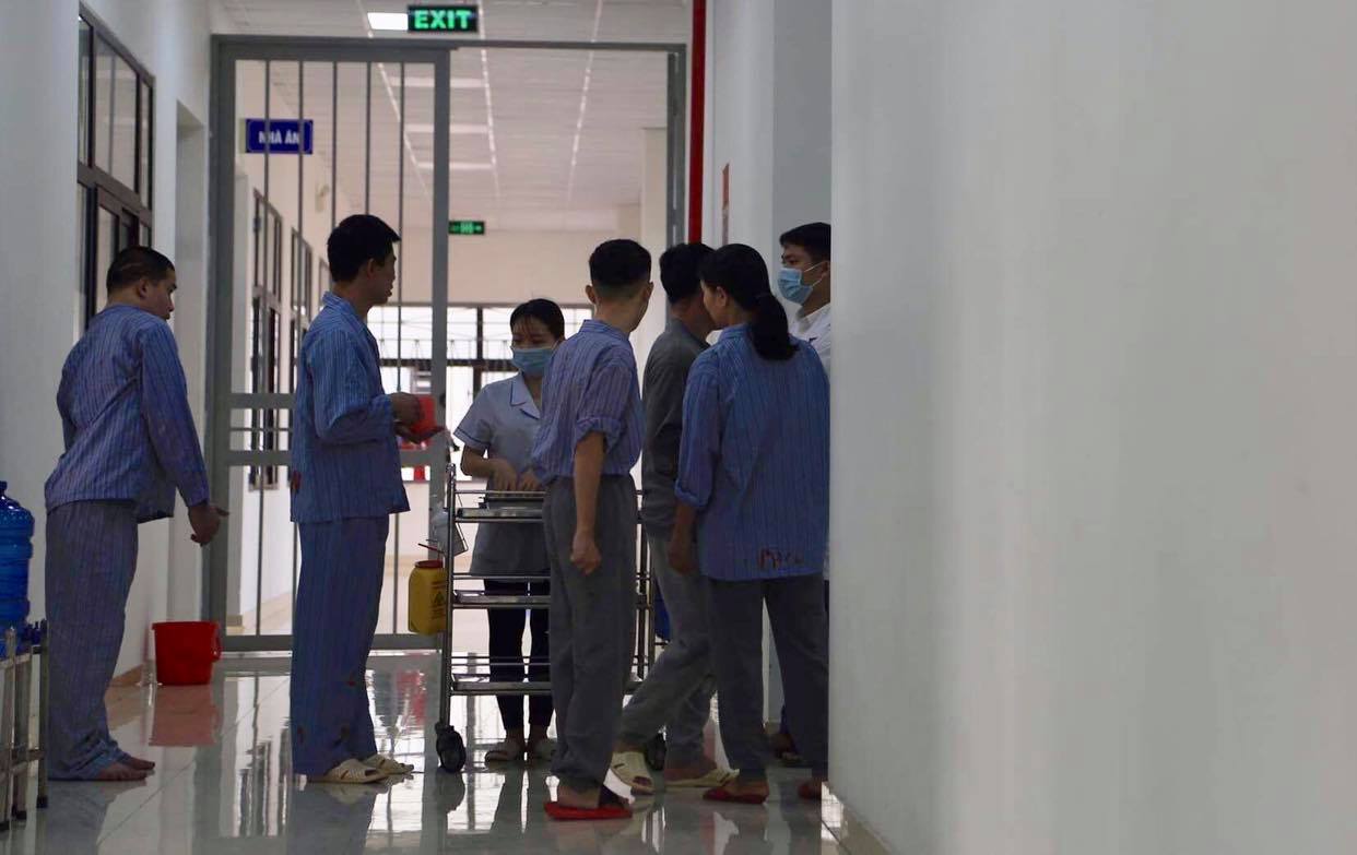 CLIP: Cảnh bên trong phòng "bay lắc" ma túy tại Bệnh viện Tâm thần Trung ương I