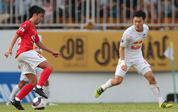 Không thể để Lee Nguyễn đơn độc