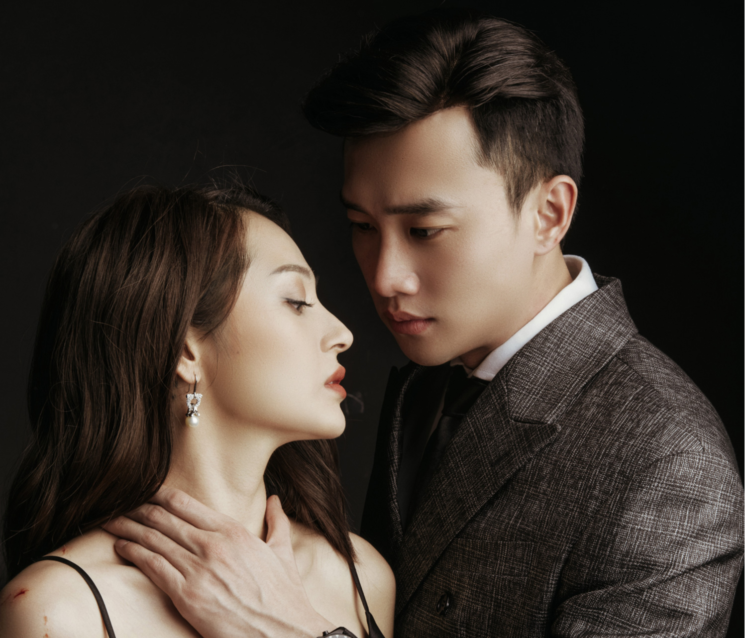 Quốc Trường bạo hành tàn nhẫn Bảo Anh rồi... xin lỗi