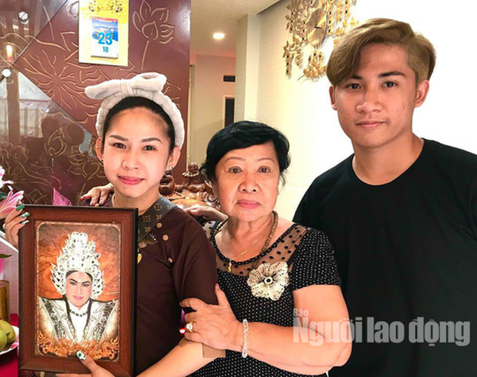 Con trai cố nghệ sĩ Chinh Nhân viết lời yêu thương trong dịp sinh nhật cha