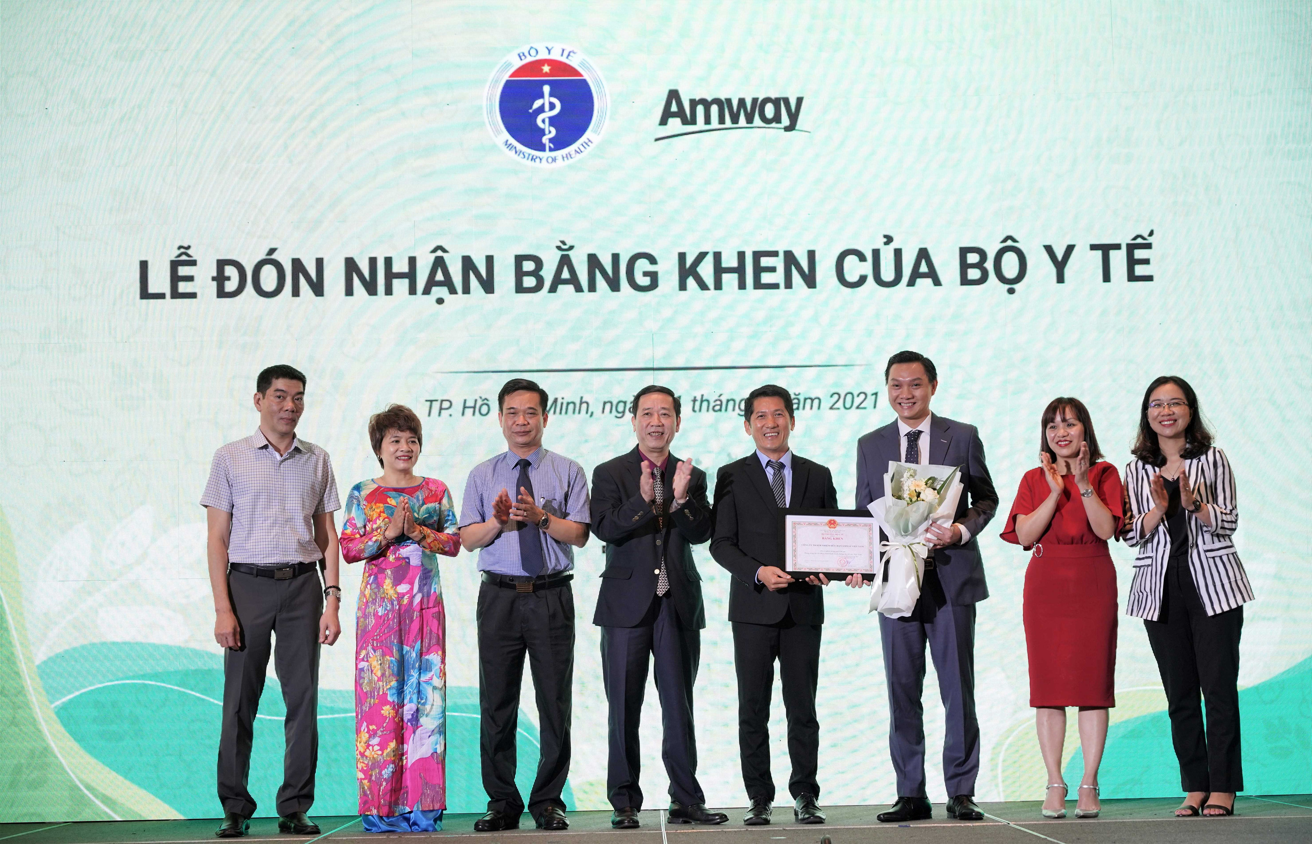 Amway Việt Nam tự hào lần thứ 2 đón nhận Bằng khen của Bộ Y Tế - Ảnh 1.