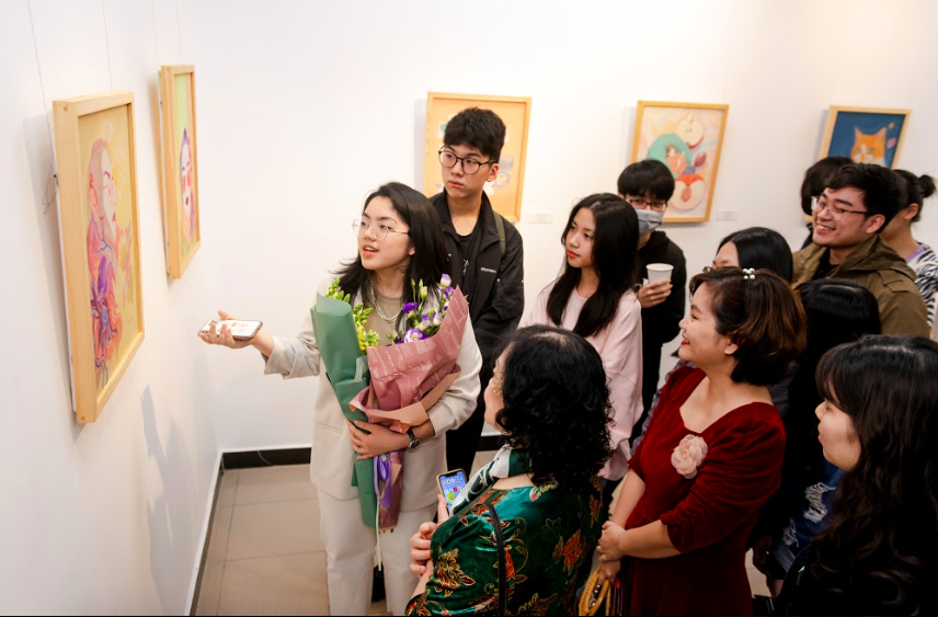 Nữ sinh Hà Nội tổ chức triển lãm đặc biệt "Hồi hải mã" gây quỹ từ thiện
