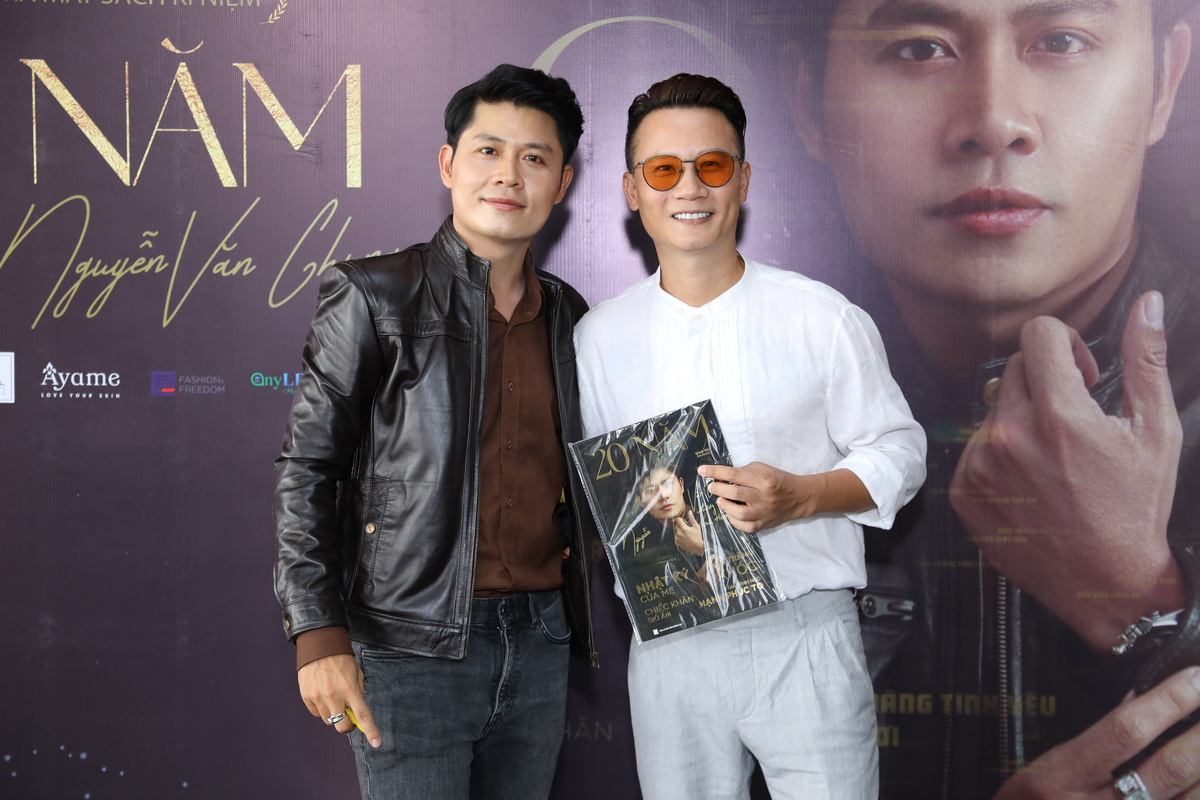 Tác giả Nhật ký của mẹ, Nguyễn Văn Chung, lẻ bóng ngày kỉ niệm 20 năm làm nghề - Ảnh 8.