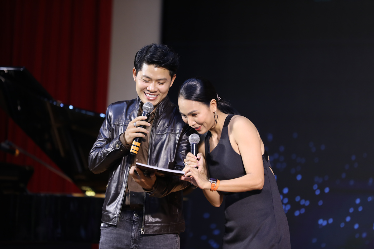 Tác giả Nhật ký của mẹ, Nguyễn Văn Chung, lẻ bóng ngày kỉ niệm 20 năm làm nghề - Ảnh 9.