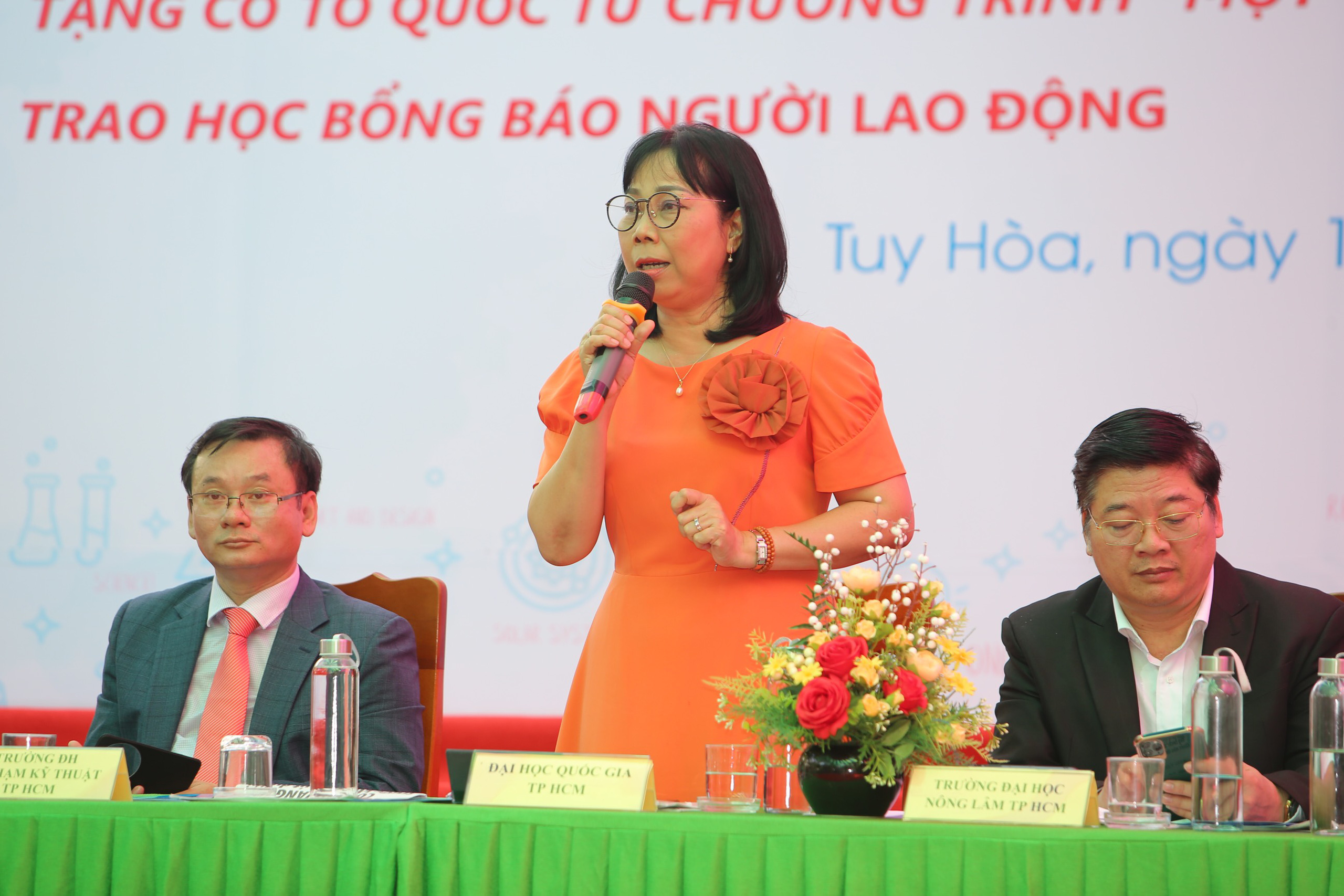 undefined - Ảnh 1.