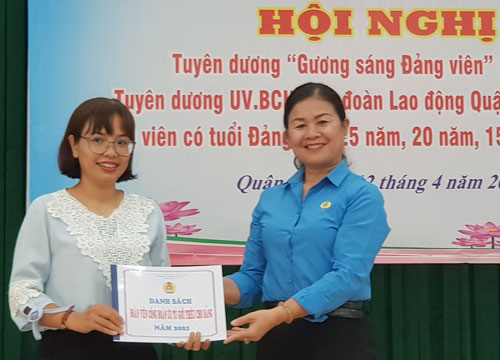 Tuyên dương 87 gương sáng đảng viên