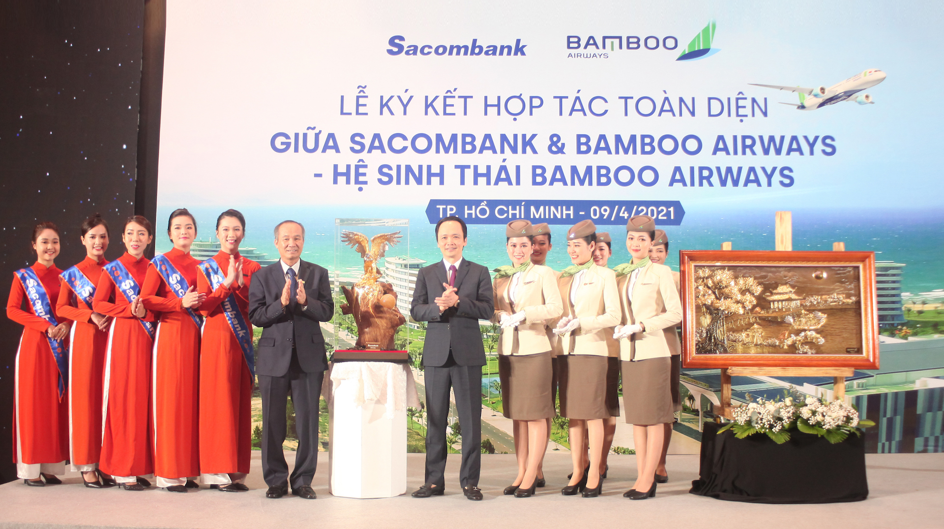 Chủ tịch Sacombank tại Lễ k&yacute; hợp t&aacute;c to&agrave;n diện với Bamboo Airways: Hai thương hiệu, triệu gi&aacute; trị - Ảnh 5.