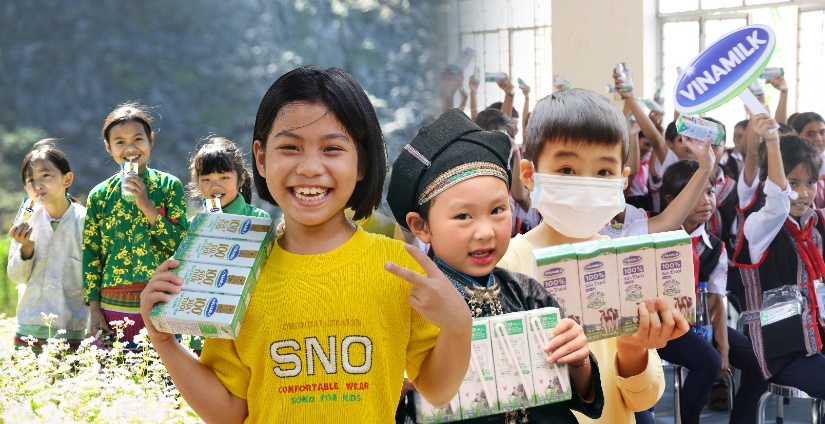 Mạng x&atilde; hội tr&agrave;n ngập hạnh ph&uacute;c với &ldquo;Triệu ly sữa y&ecirc;u thương, triệu nụ cười hạnh ph&uacute;c&rdquo; của Vinamilk - Ảnh 5.