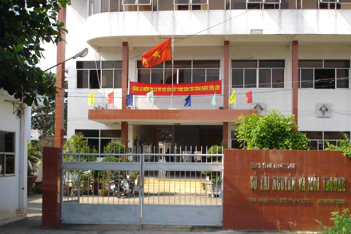 Gây ảnh hưởng xấu, Phó Giám đốc Sở TN-MT Vĩnh Long bị cảnh cáo