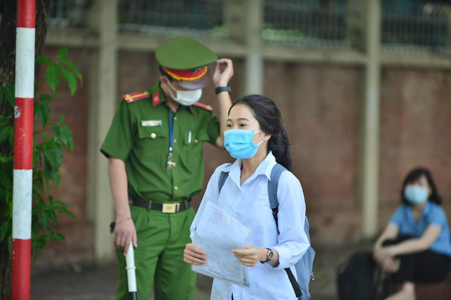 Học sinh Hà Nội "thi thử" tốt nghiệp THPT ngày 11 và 12-5