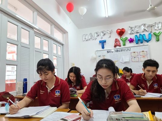 TP HCM: Dừng mọi hoạt động giáo dục trực tiếp, kể cả ôn tập cho học sinh cuối cấp