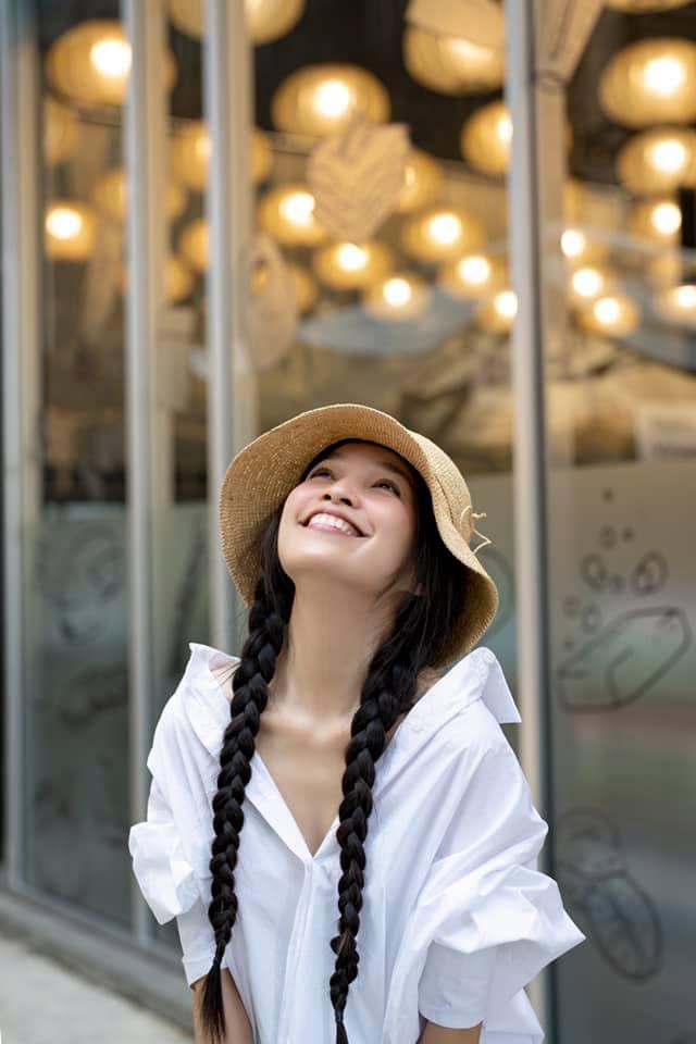 Hiền Thục đáp trả những chỉ trích khoe thân - Ảnh 10.
