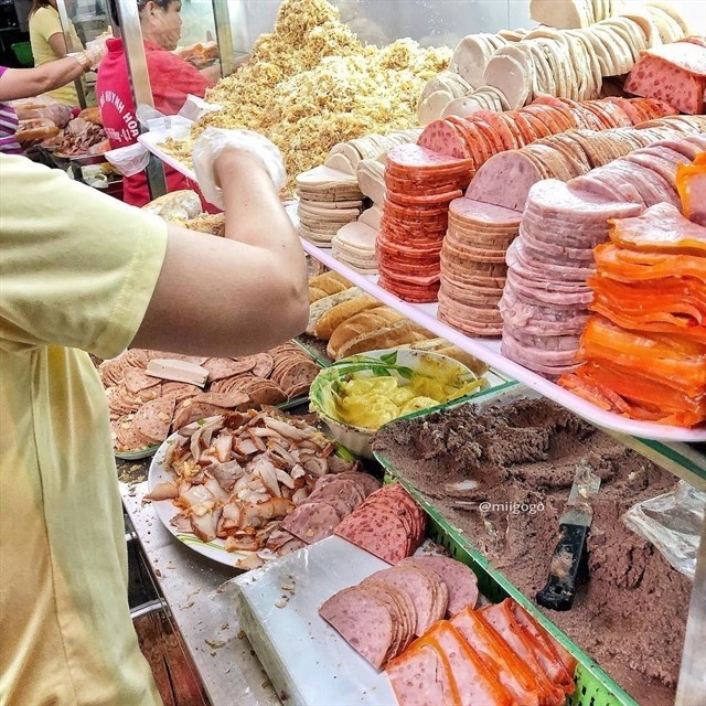 Mùi phố bình yên, thân thuộc