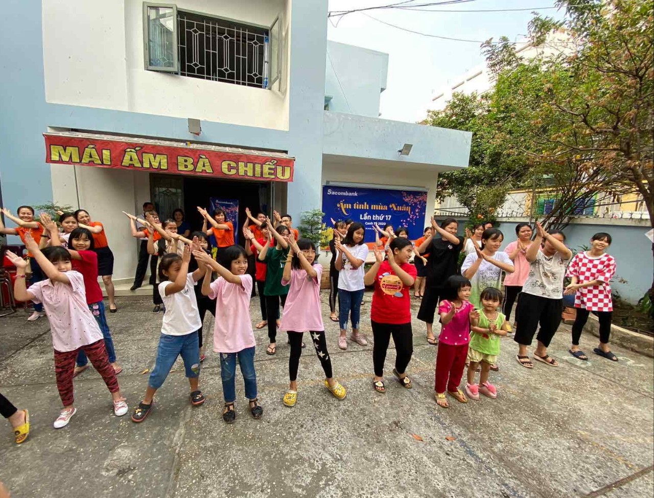 Hình thành thói quen ăn uống lành mạnh và lối sống năng động cho trẻ nhỏ