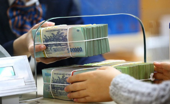 Dòng tiền chảy vào ngân hàng có dấu hiệu chậm lại - Ảnh 1.