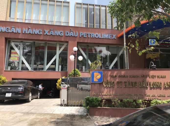 Bắt ông Lương Đình Tiến, Giám đốc Công ty xăng dầu Long An - Ảnh 5.